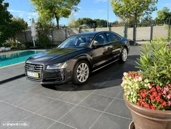 Audi A8 3.0 TDI V6 quattro Clean Diesel Exclusive