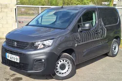 Peugeot partner 1.5 hdi 130 cv eat8 2023 ( 3 places)