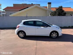 Peugeot 208 PureTech 68 Like