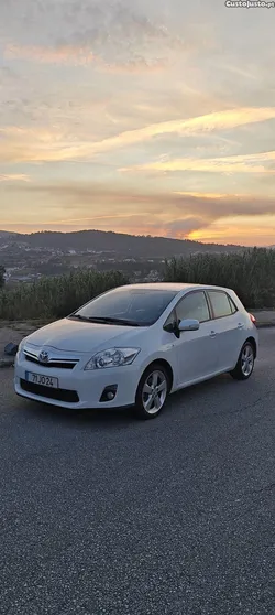 Toyota Auris ZWE150L