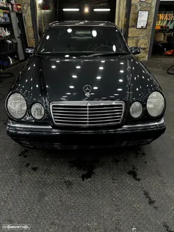 Mercedes-Benz E 250 TD Classic