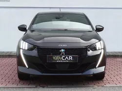 Peugeot e-208 GT