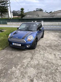 MINI Cooper Cooper d