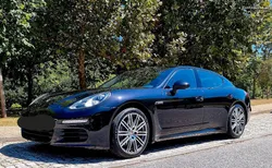 Porsche Panamera 3.0D 300CV Nacional