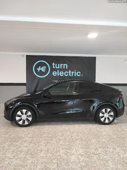 Tesla Model Y RWD
