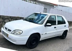 Citroën Saxo 1.5 Diesel - 5 Lugares - AC