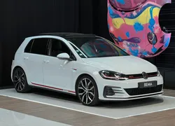 VOLKSWAGEN GOLF 7 GTI PERFORMANCE 245ch DSG7 | Toit Pano | Digital Cockpit | Apple Car Play | 390 euros/mois