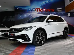 Volkswagen Tiguan R-Line 2.0 TDI 200 DSG 4Motion GPS Virtual Attelage ACC DCC Car Play Caméra Lane Side Front JA 20