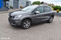 Peugeot 2008 1.2 PureTech Style