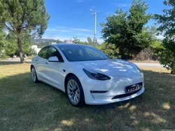 Tesla Model 3 Long Range Tração Integral