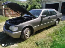 Mercedes-Benz S 320 W140