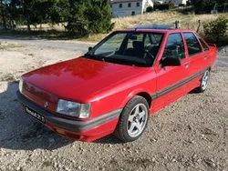 Renault R 21 2.0 ti 120cv excellent état 4 pneus neufs