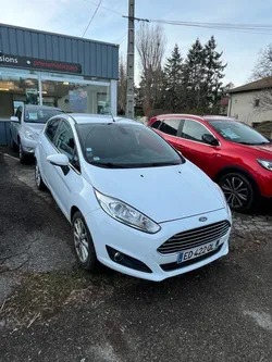 Ford fiesta 1.0L EcoBoost Stop&Start Titanuim