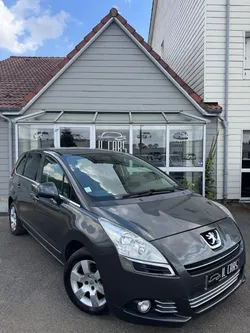 Peugeot 5008 1.6 HDI 112ch Régulateur/Climatisation/Bluetooth/GPS