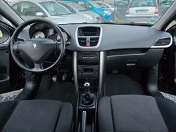 Peugeot 207 1.6 hdi 16 V 90 cv 5 cv Garantie 6 Mois Kit Distribution Neuf