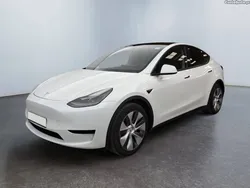 Tesla Model Y Standard RWD