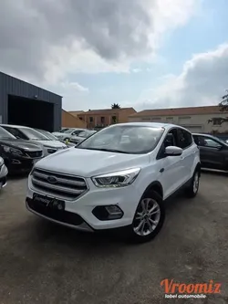Ford Kuga 2.0 TDCI 120 TITANIUM 4X2 START-STOPII Phase 2 1.5 TDCi 16V 4x2 120 cv a