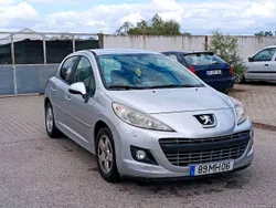 Peugeot 207 de 2011 a diesel com 240mil kms nacional