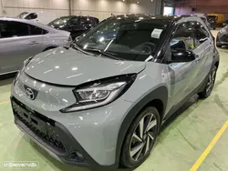 Toyota Aygo X S-CVT Black&White