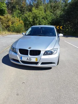 BMW 320 E90