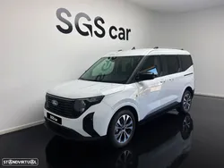Ford Tourneo Courier 1.0 EcoBoost Titanium
