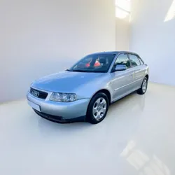 Audi A3 1.8 125CH AMBIENTE 5P