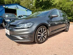 Volkswagen golf 7 phase 2 1.5l tsi 150cv finition carat exclusive 205.700kms 07/2018 cockpit digital phare bi-xenon feux matrix camera de recul gps europe écran tactile