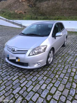 Toyota Auris 1.4 D-4D Exclusive+P.Sport