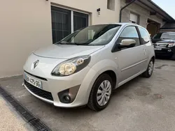 Renault Twingo II 1.2 essence 75 ch