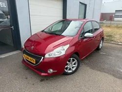 Peugeot 208 1.6 HDI 92 cv Style 2014 174 373 km