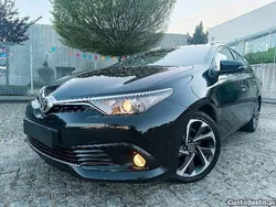 Toyota Auris TOURING 1.4 D-4D ÚNICO DONO NACIONAL