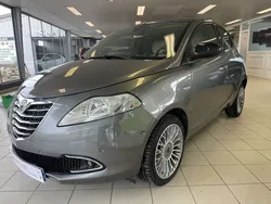 Lancia Ypsilon (3) 1,3 Multijet 95 ch DPF Platinum