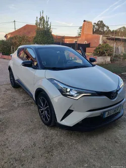 Toyota C-HR inclusivo +pack luxury
