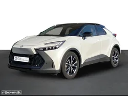 Toyota C-HR 1.8 Hybrid Square Collection