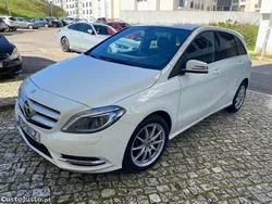 Mercedes-Benz B 180 D AMG Line