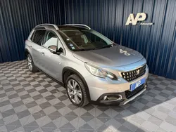 PEUGEOT 2008 1.2 EAT6 S&S 110 cv Boîte auto - TOIT PANORAMIQUE - FELINE - CAMERA ATTELAGE