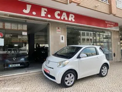 Toyota iQ 1.0 VVT-i
