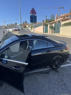 Mercedes-Benz CLA 220 220 D