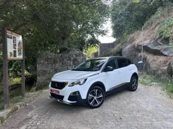 Peugeot 3008 1.2 PureTech ALLURE