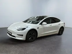 Tesla Model 3 Standard Range Plus RWD