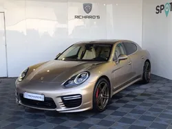 Porsche Panamera TURBO