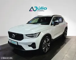 Volvo XC 40 2.0 B3 Plus Dark