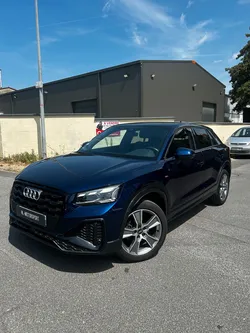 AUDI Q2 S-Line avec Toit Ouvrant et CarPlay