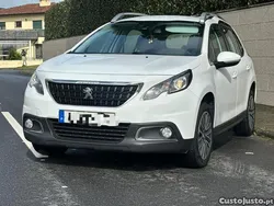 Peugeot 2008 1.2 Style 110cv caixa 6 velocidades