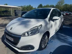 Peugeot 208 1.2 82cv allure