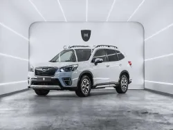 SUBARU Forester 2.0i Hybrid Sport Plus CVT