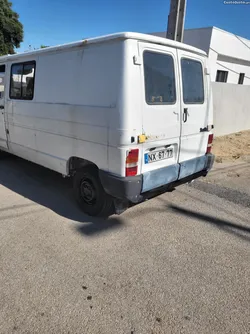 Renault Trafic 2.5 diesel 7 lugares motor iveco tudo em dia