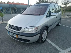 Opel Zafira 2.0 dti confort