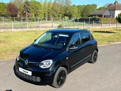 Twingo 3 phase 2 electrique urban night premiere main