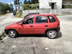 Opel Corsa Em estado novo